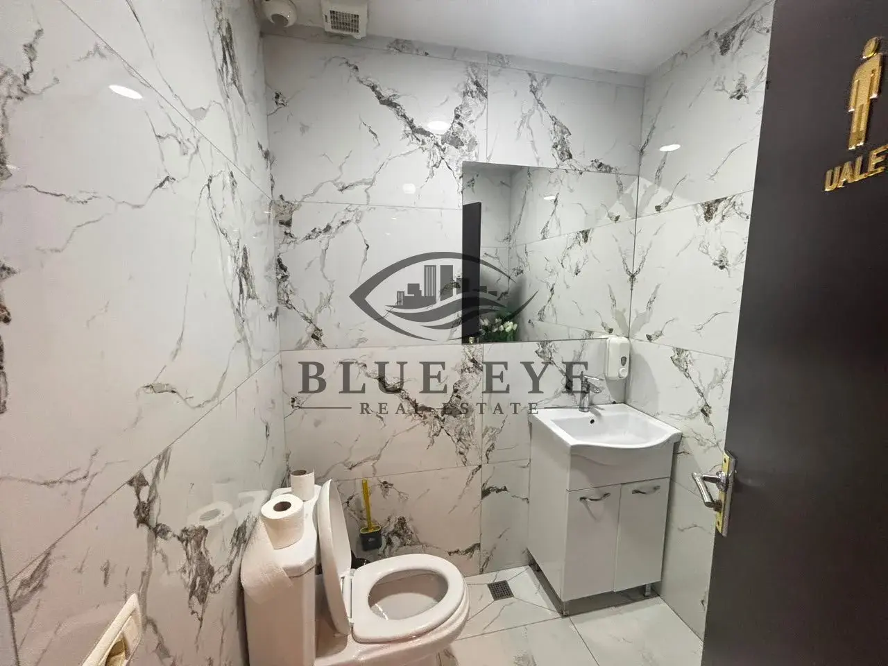 Brendësia, bar / kafe 120 m² me qira në Durrës