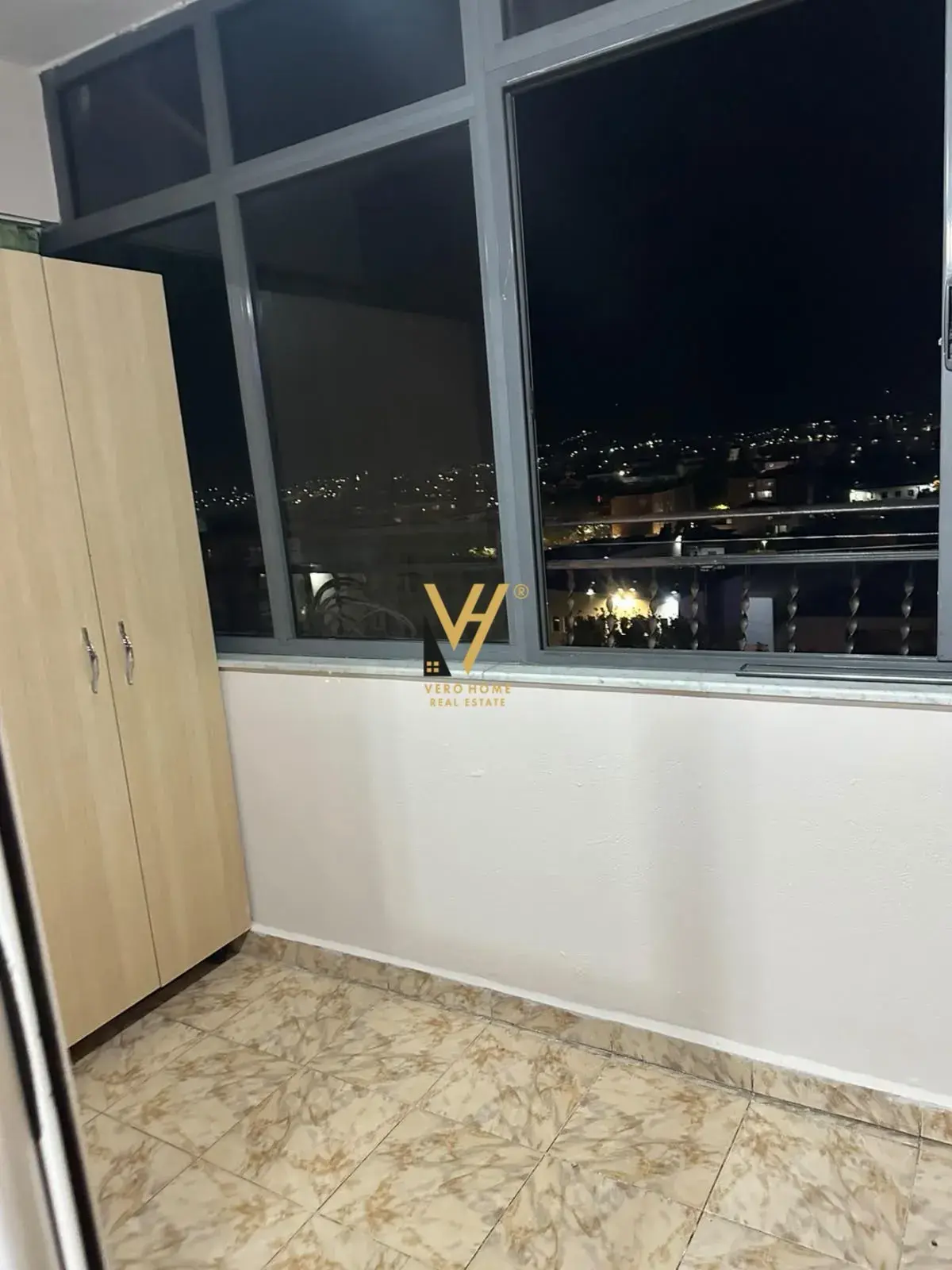Banjo, apartament 2+1 me qira në Laprakë, Tiranë