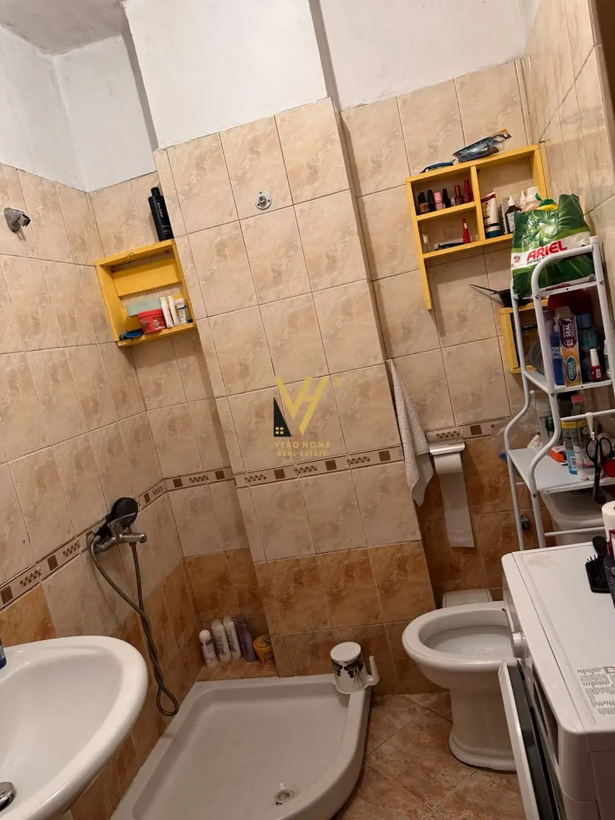 Camera da letto, appartamento 1+1 in affitto a Kodra e Diellit, Tirana