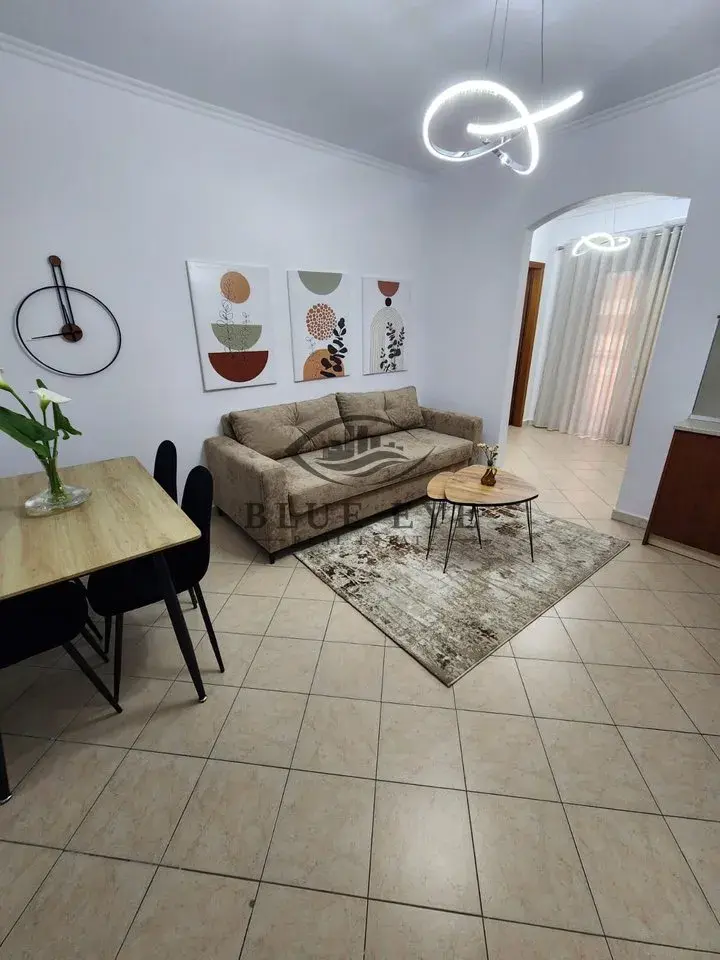 Brendësia, apartament 1+1 në shitje në Plazh, Durrës
