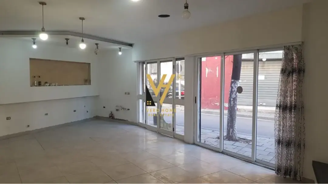 Außenansicht, Ladenlokal 69 m² zu vermieten in Tirana