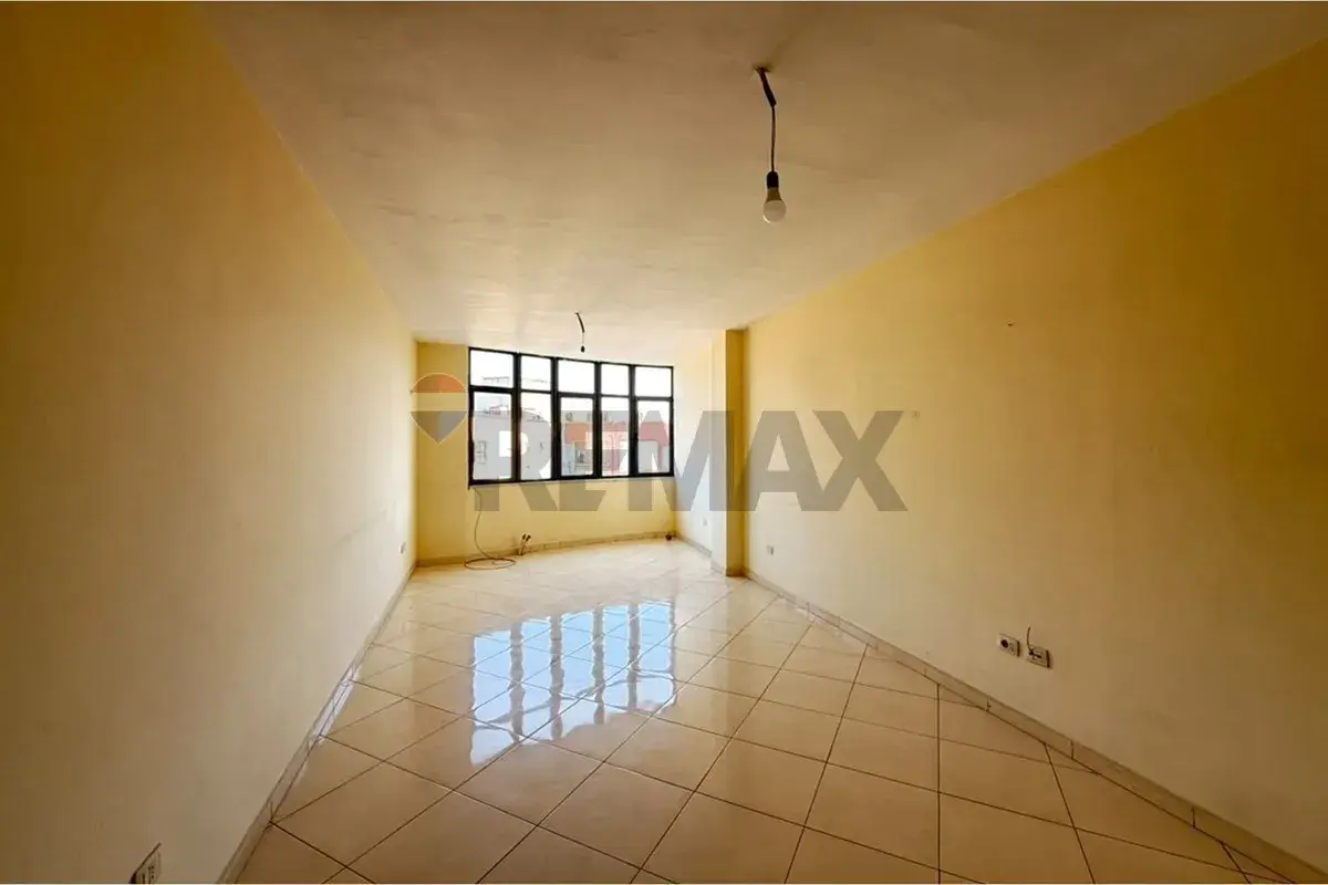 Wohnzimmer, Wohnung 2+1 zu vermieten in Astir, Tirana
