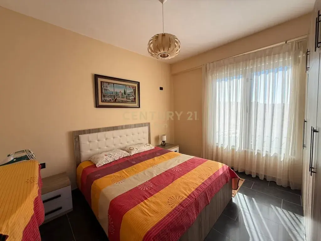 Ndërtesa, apartament 2+1 në shitje në Shkëmbi i Kavajës, Durrës