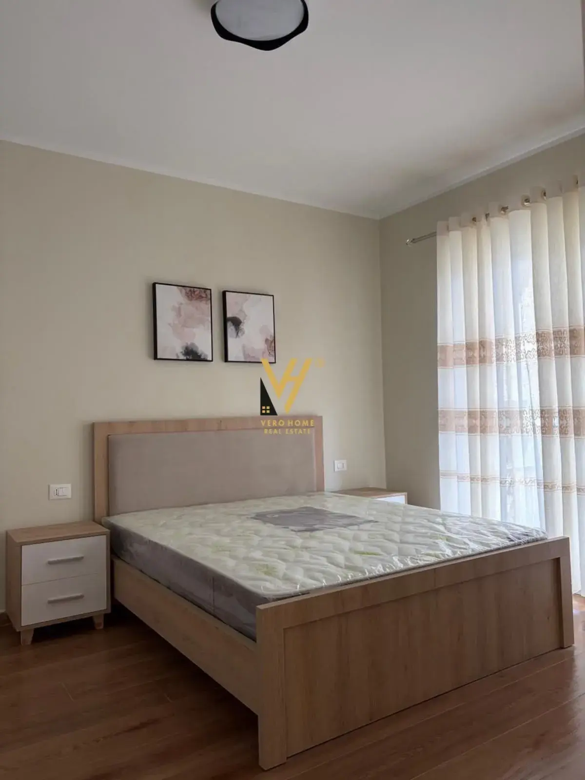 Banjo, apartament 1+1 me qira në Tiranë