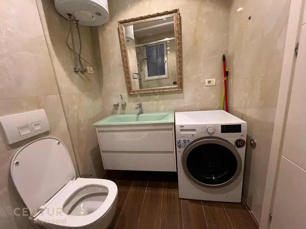 Intérieur, appartement 3+1 à louer à Don Bosko, Tirana