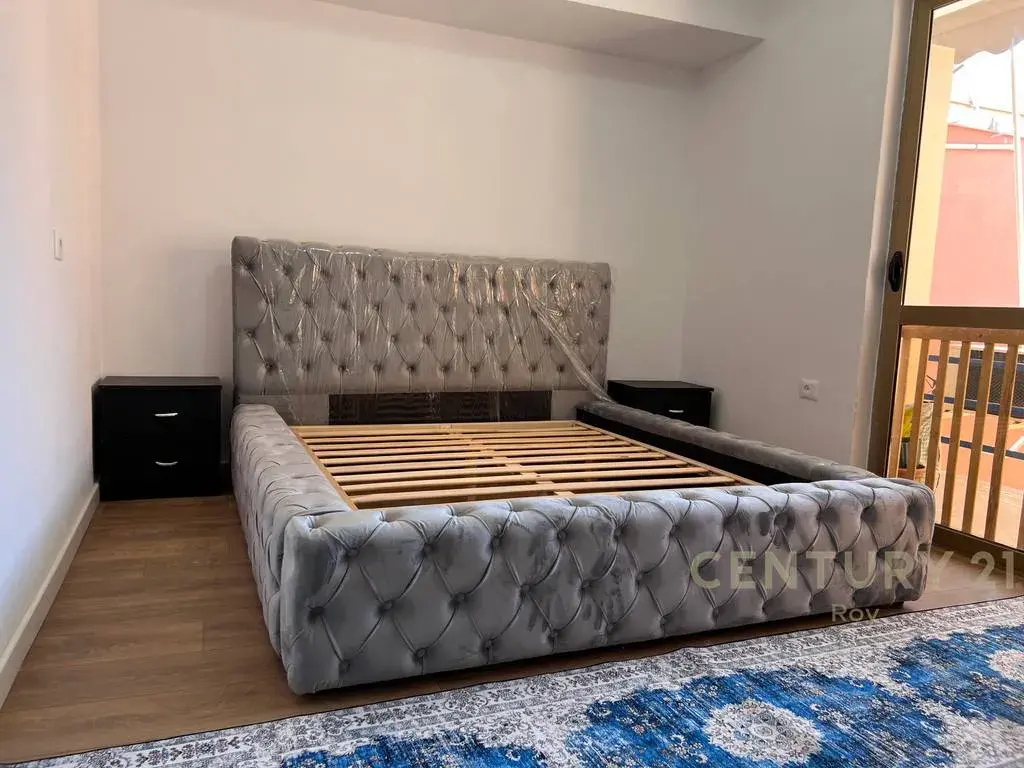 Building, 2+1 apartment for sale in Golem
