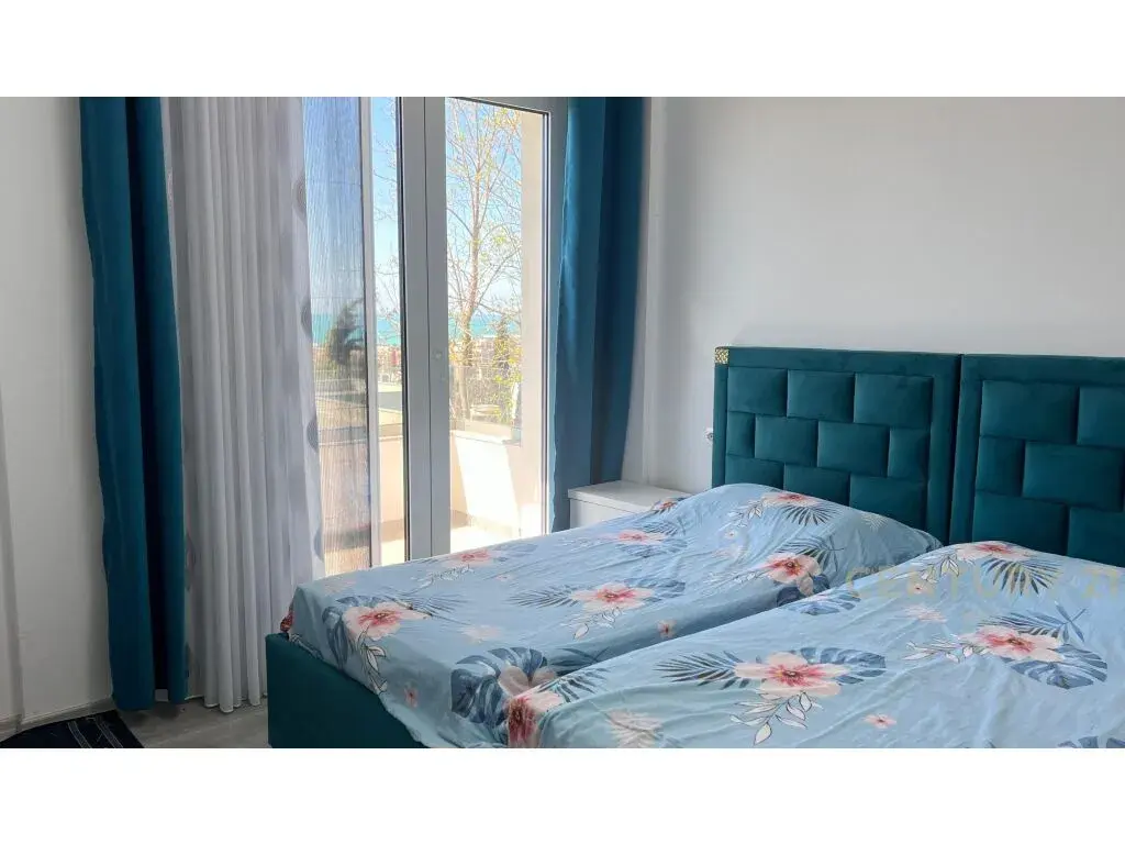 Chambre, villa 4+1 à vendre à Golem