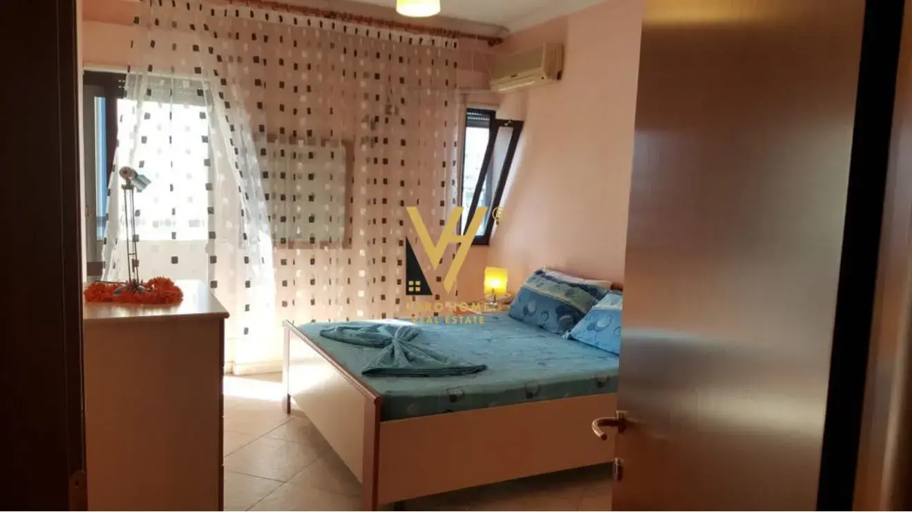 Schlafzimmer, Wohnung 1+1 zu vermieten in Blloku, Tirana