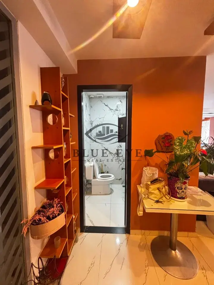 Brendësia, bar / kafe 120 m² me qira në Durrës