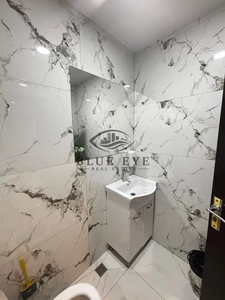 Brendësia, bar / kafe 120 m² me qira në Durrës
