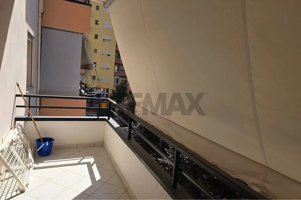 Brendësia, apartament 2+1 me qira në Vlorë