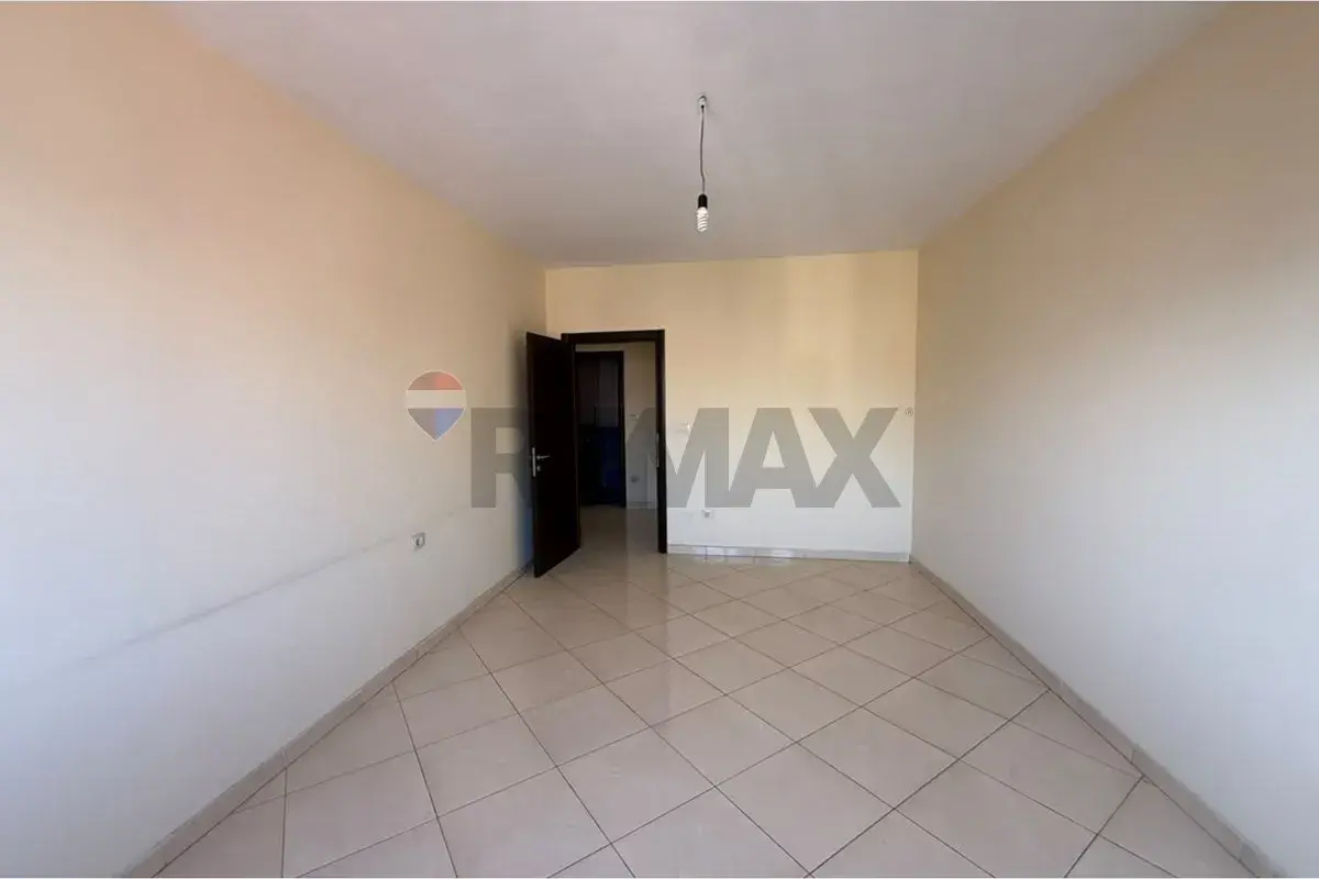 Schlafzimmer, Wohnung 2+1 zu vermieten in Astir, Tirana