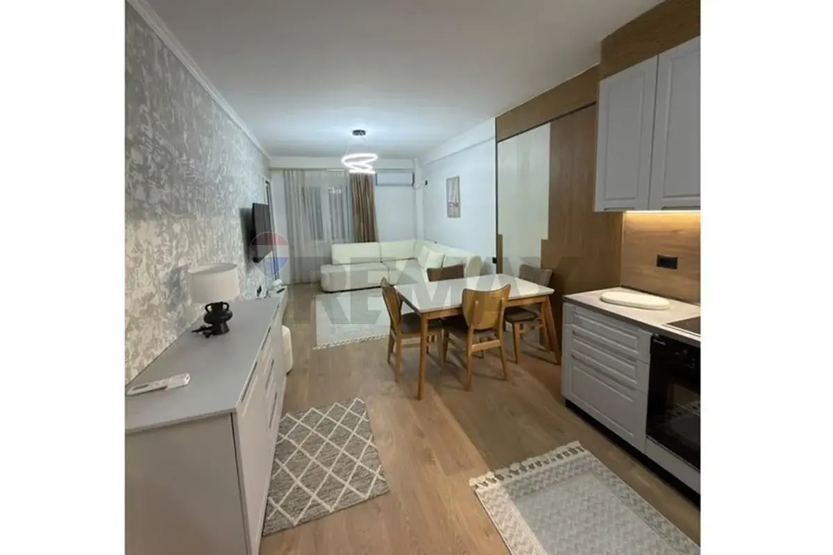 Brendësia, apartament 1+1 me qira në Yzberisht, Tiranë