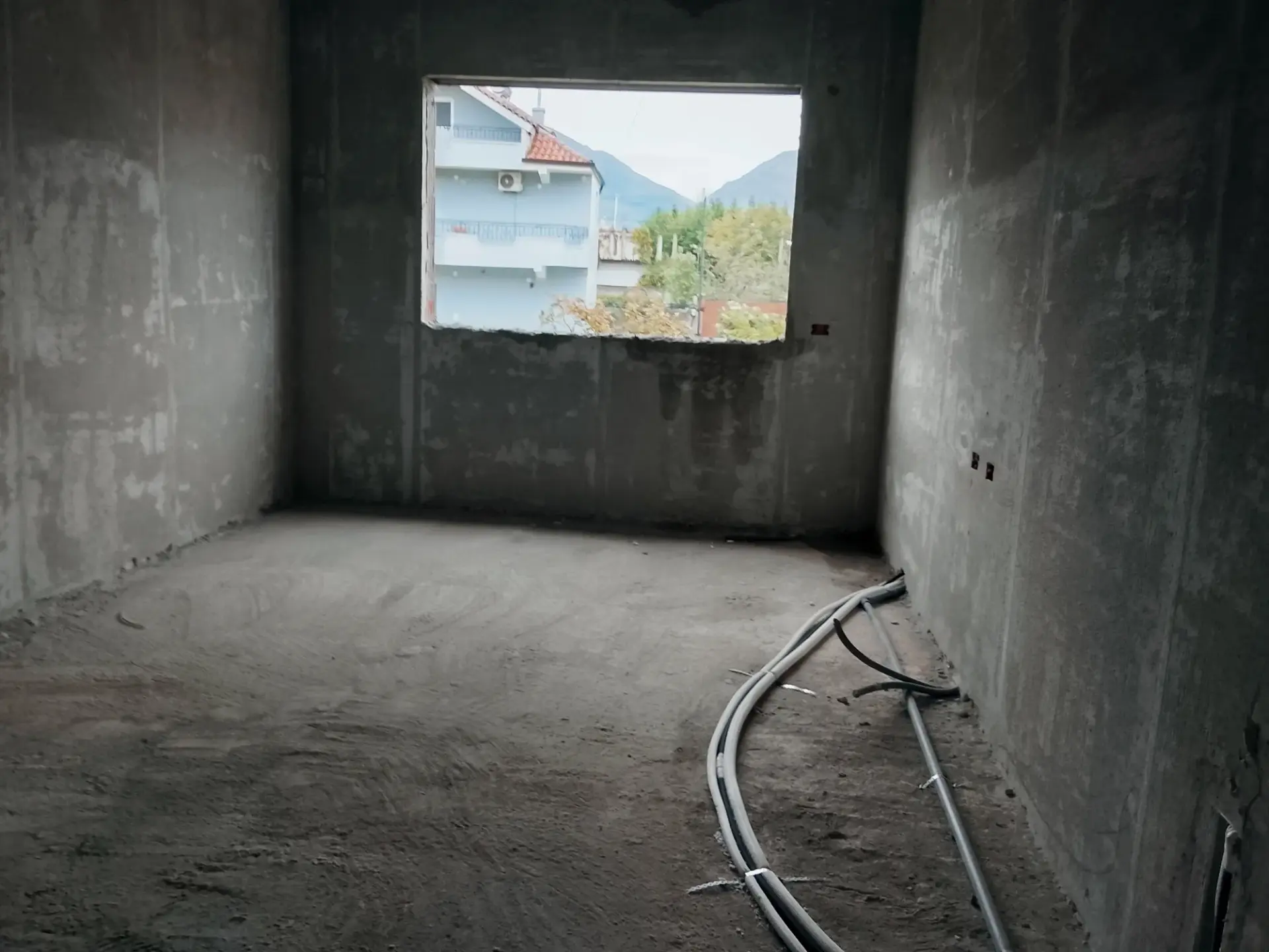 Innenansicht, Wohnung 1+1 zu verkaufen in Sauk, Tirana