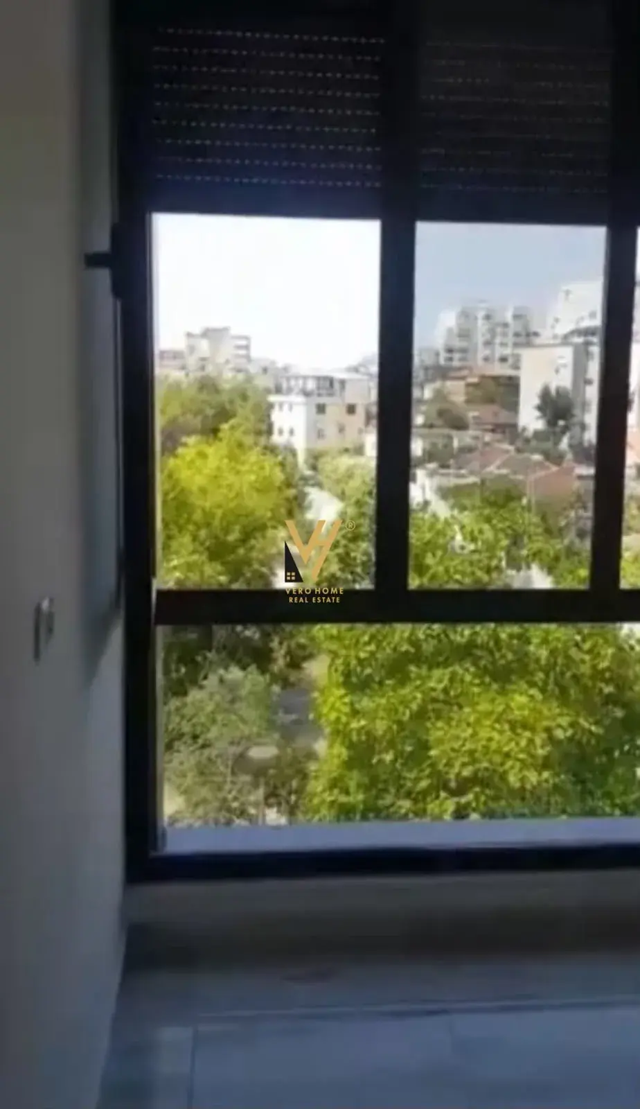 Εσωτερικό, γραφείο 60 m² προς ενοικίαση στην περιοχή Ali Demi, Τίρανα