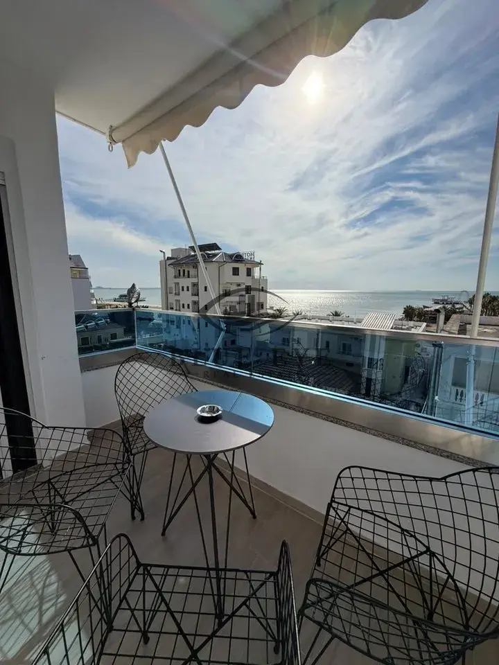 Brendësia, apartament 1+1 në shitje në Plazh, Durrës