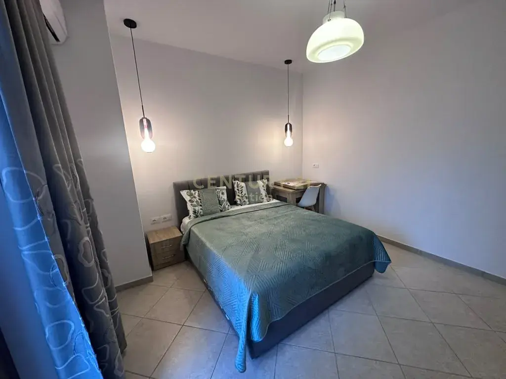Soggiorno, appartamento 2+1 in affitto a Tirana, 116 m²