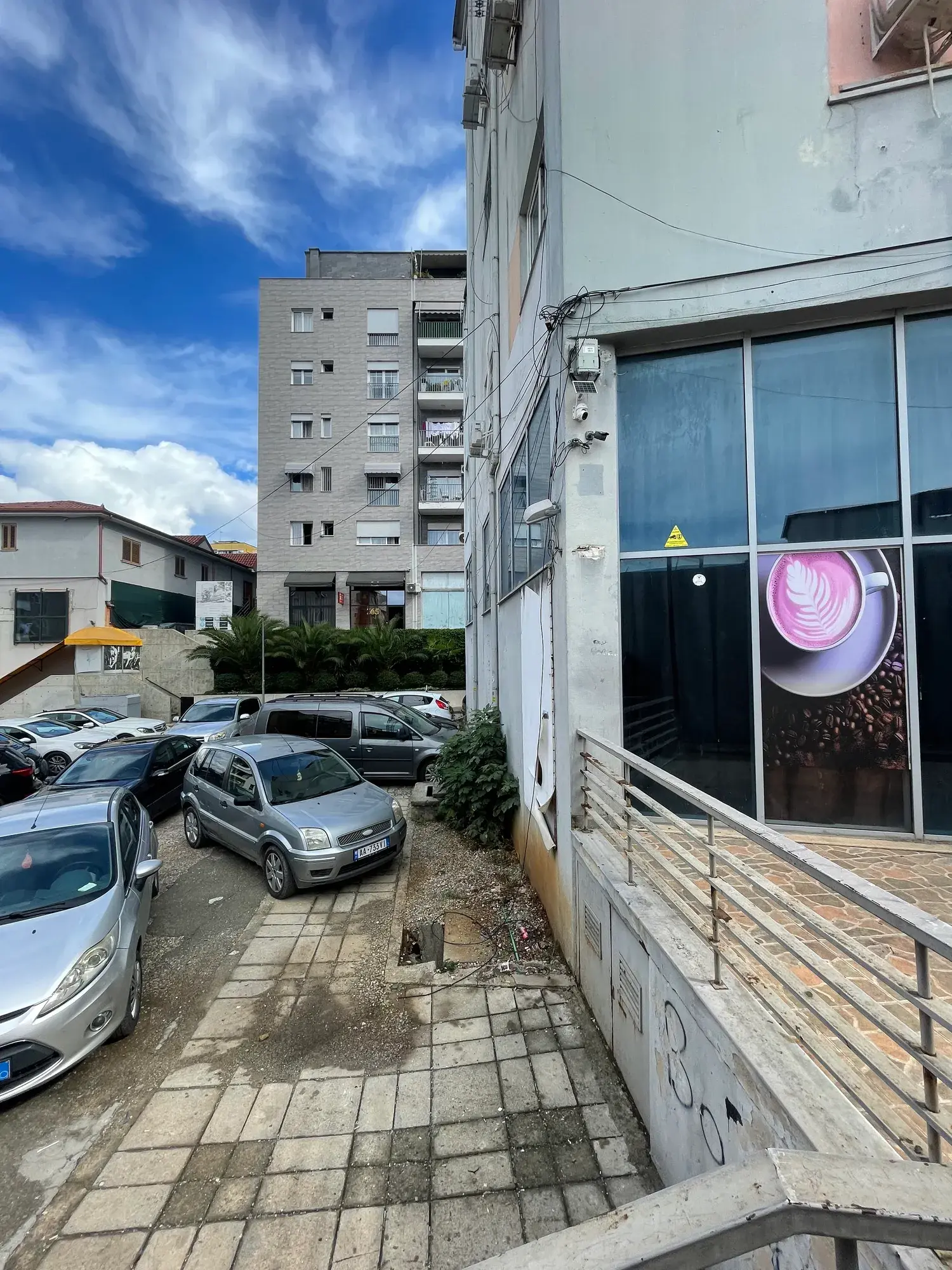 Innenansicht, Lagerhalle 200 m² zu verkaufen in Tirana