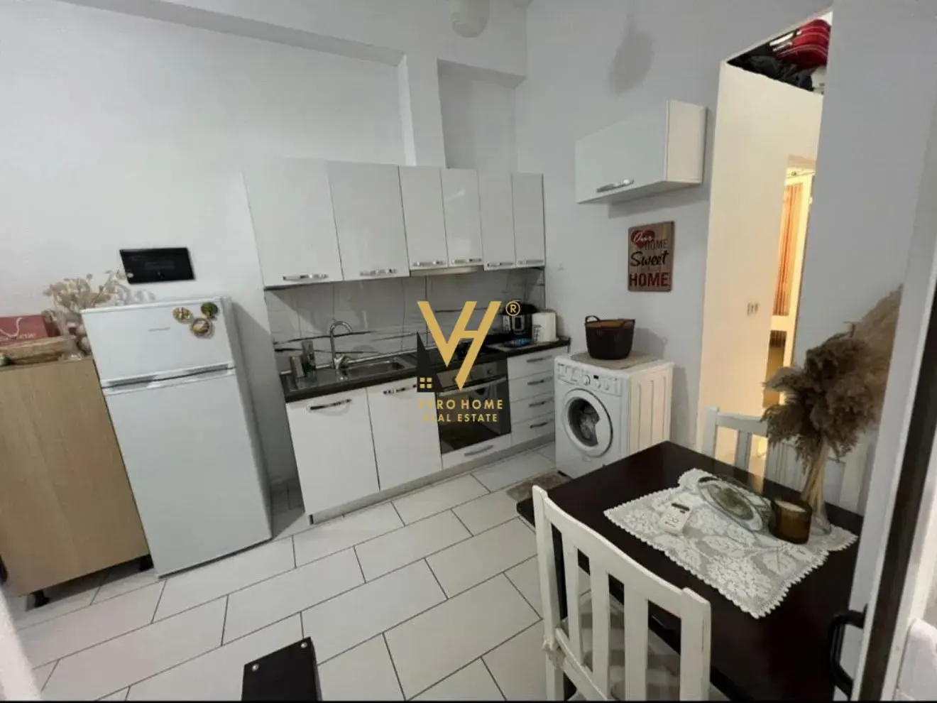 Dhoma e gjumit, apartament 1+1 me qira në Selitë, Tiranë