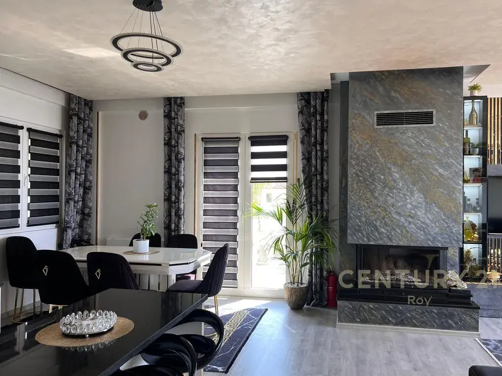 Salon, villa 4+1 à vendre à Golem