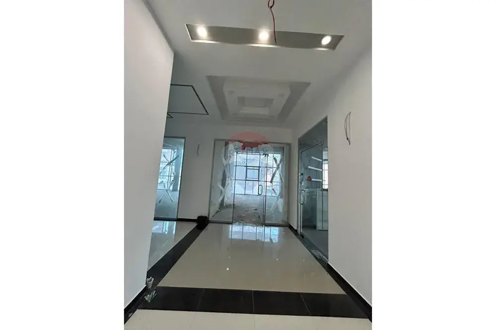 Innenansicht, Büro 40 m² zu vermieten in Skelë, Vlora