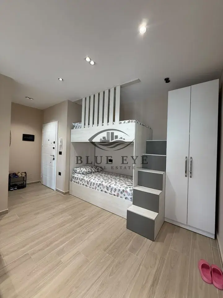 Brendësia, apartament 1+1 në shitje në Plazh, Durrës