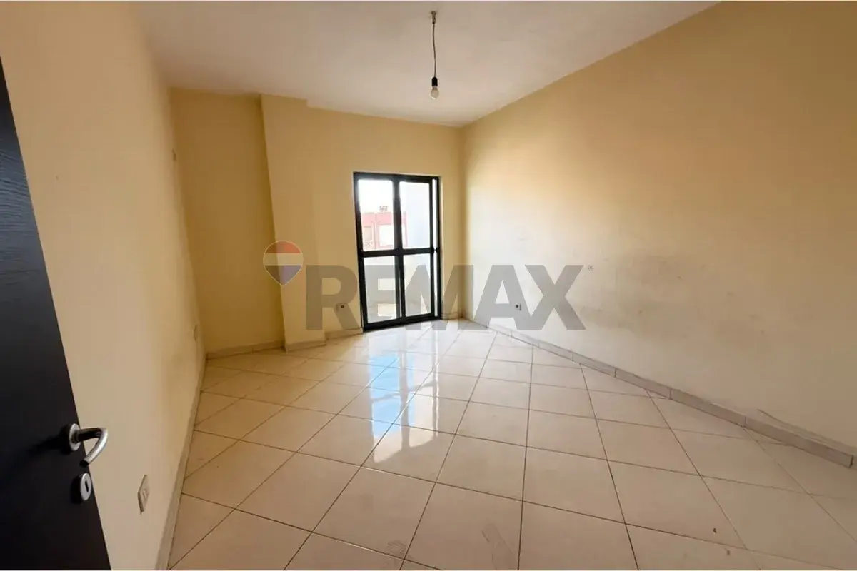 Schlafzimmer, Wohnung 2+1 zu vermieten in Astir, Tirana