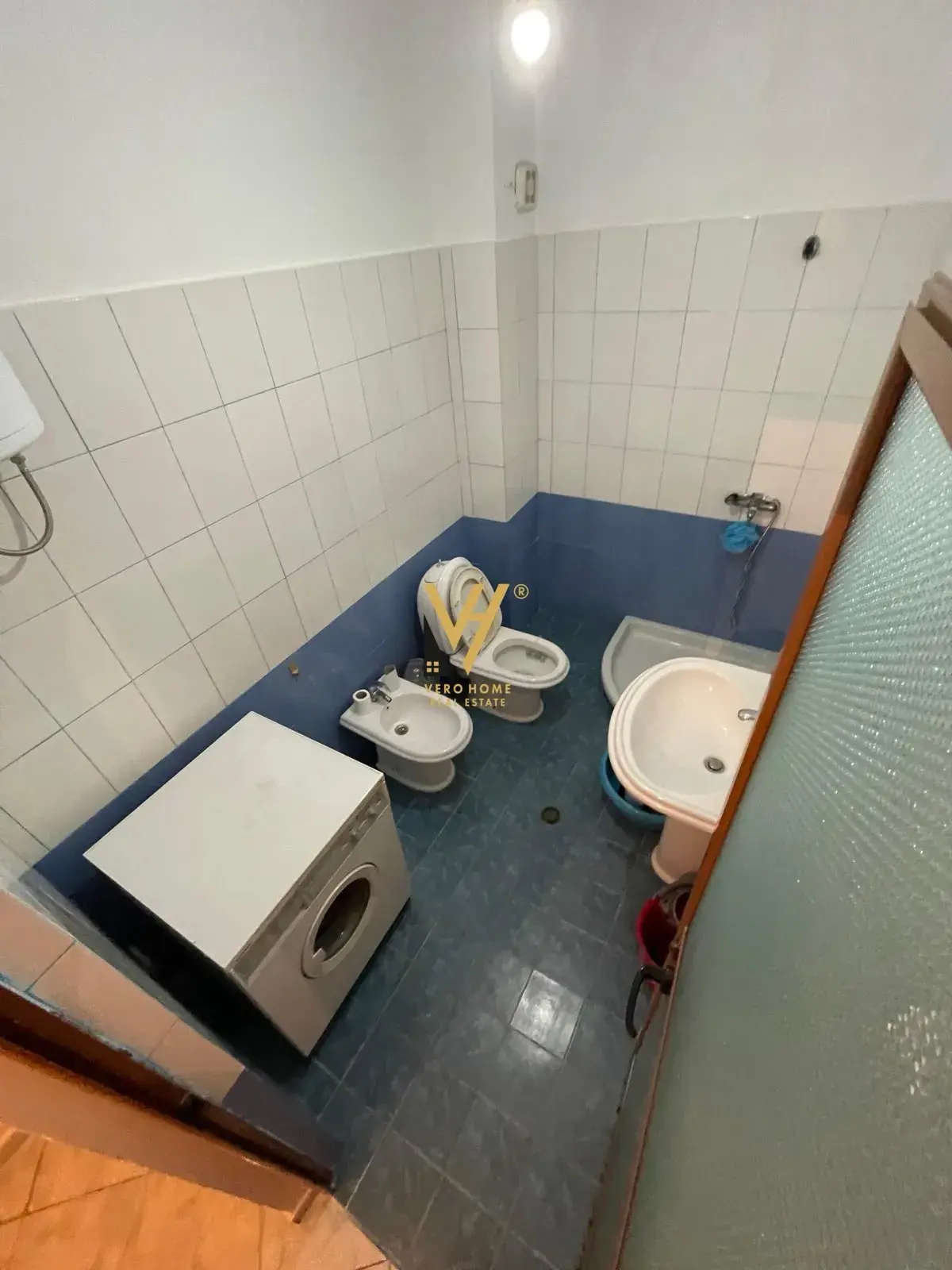 Banjo, apartament 1+1 me qira në Kombinat, Tiranë