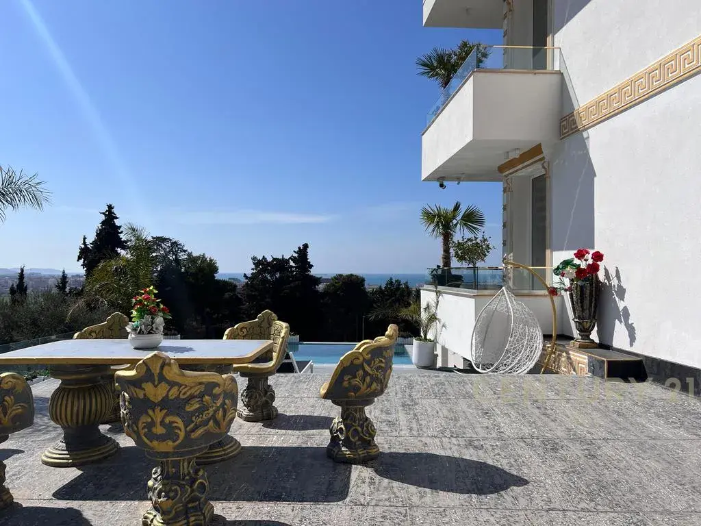 Extérieur, villa 4+1 à vendre à Golem