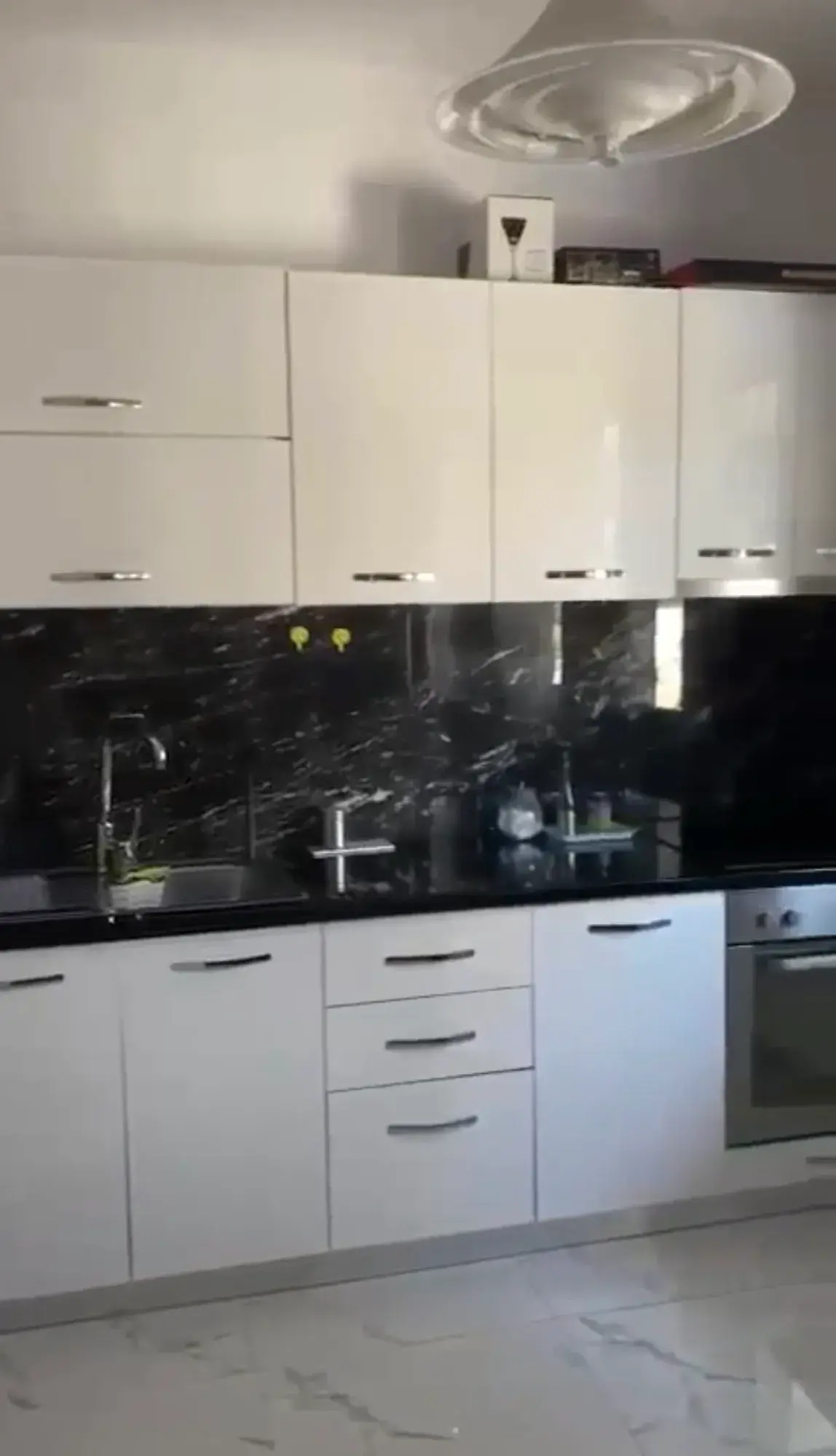 Cucina, appartamento 1+1 in affitto a Rruga e Dibrës, Tirana