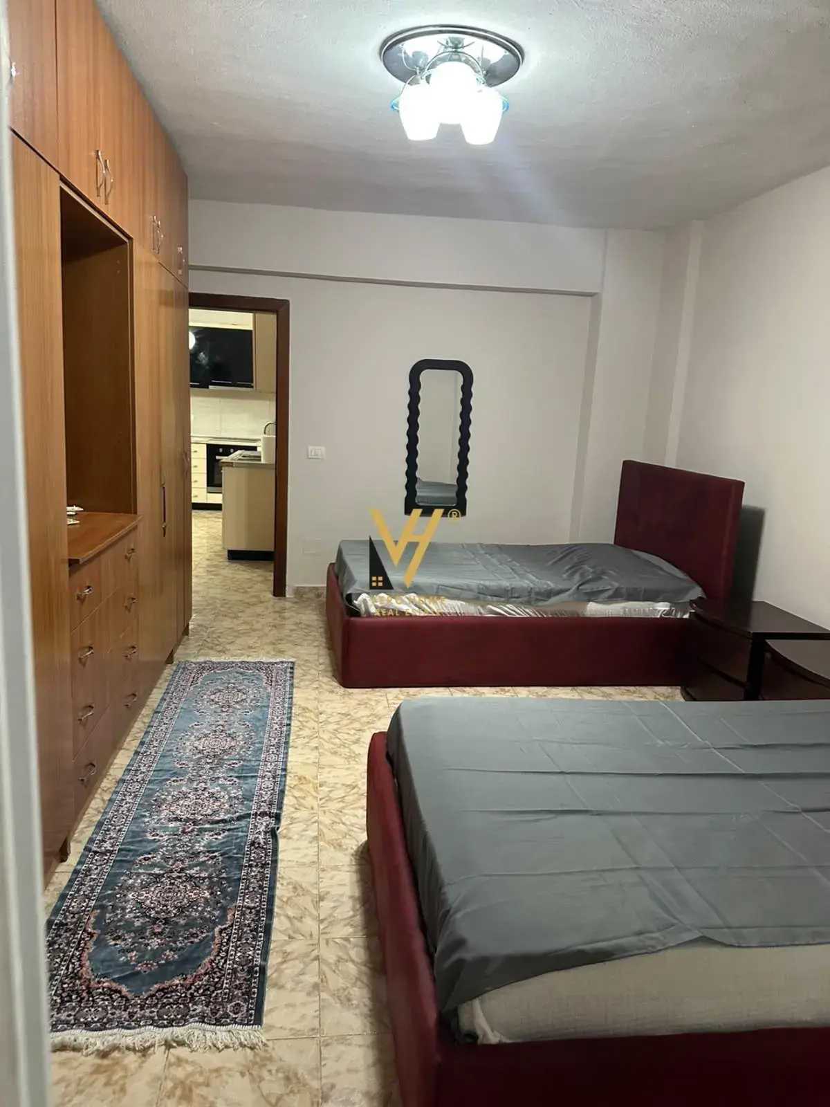 Kuzhina, apartament 2+1 me qira në Laprakë, Tiranë