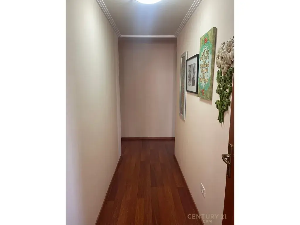 Balkon, Wohnung 3+1 zu verkaufen in Kodra e Diellit, Tirana