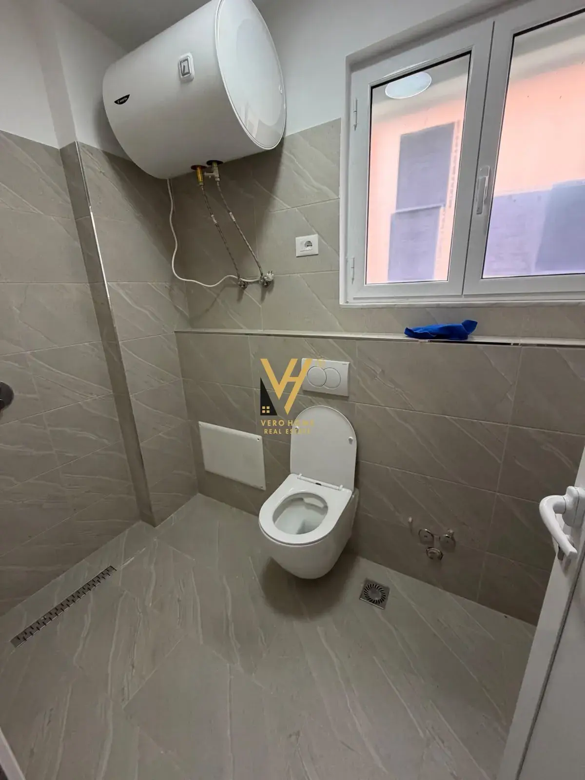 Dhoma e gjumit, apartament 2+1 me qira në Myslym Shyri, Tiranë