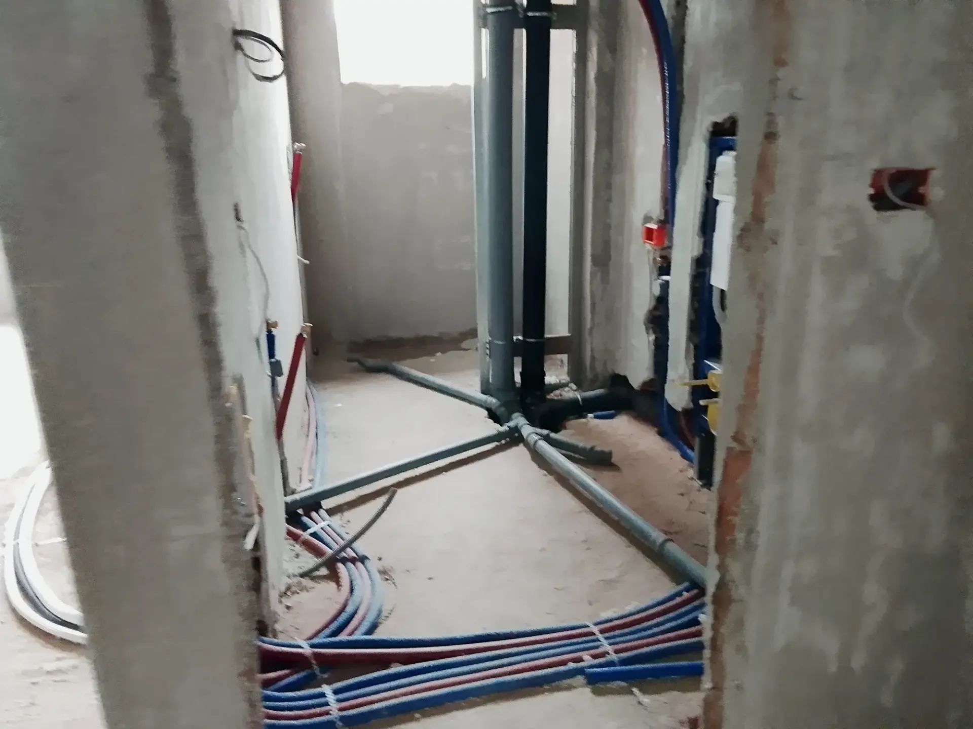 Innenansicht, Wohnung 1+1 zu verkaufen in Sauk, Tirana