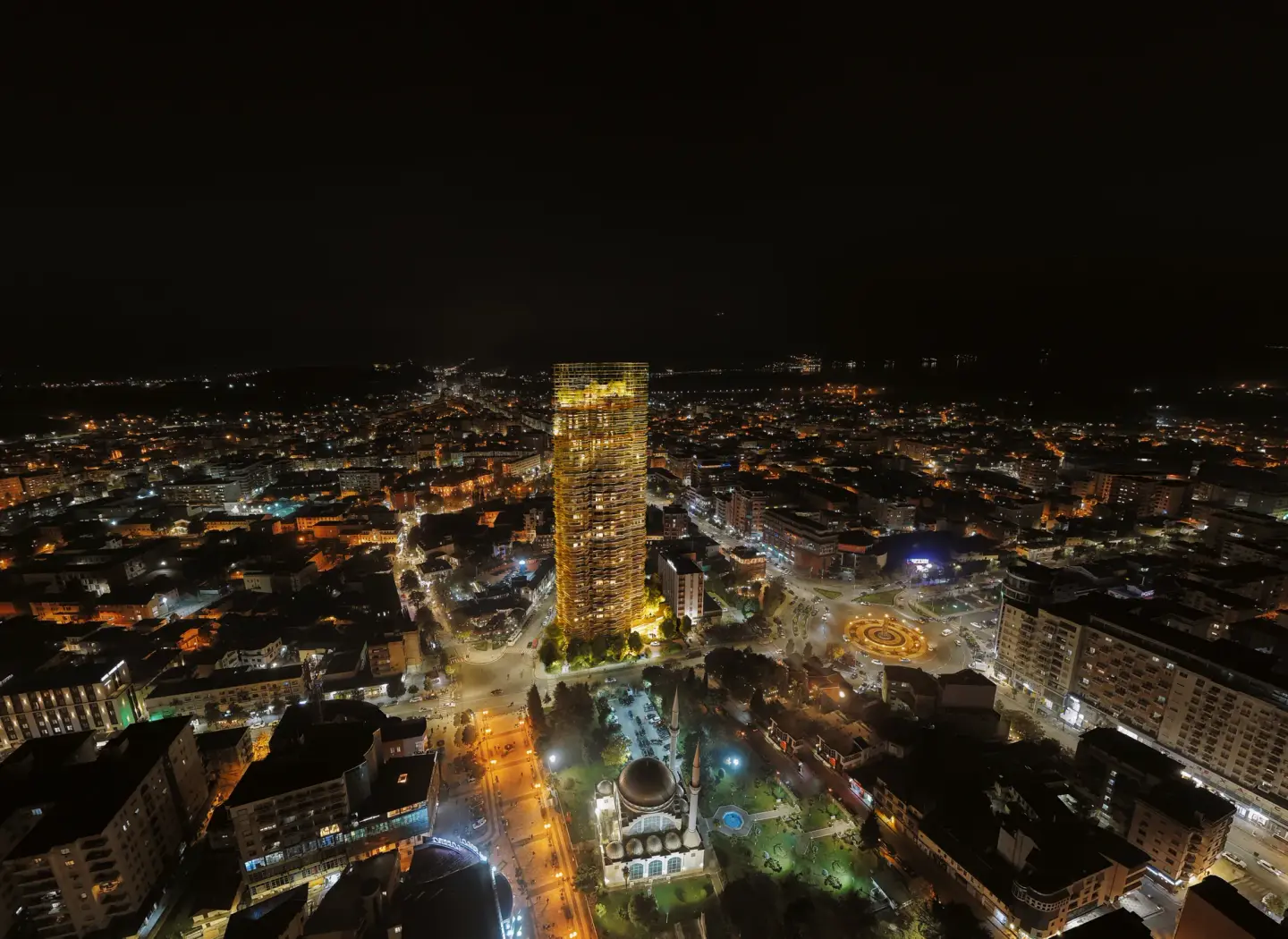 Ndërtesa, apartament 2+1+2 në shitje në Shkodër