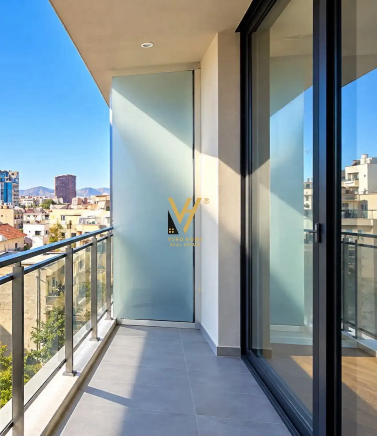 Innenansicht, Büro 116 m² zu vermieten in Tirana