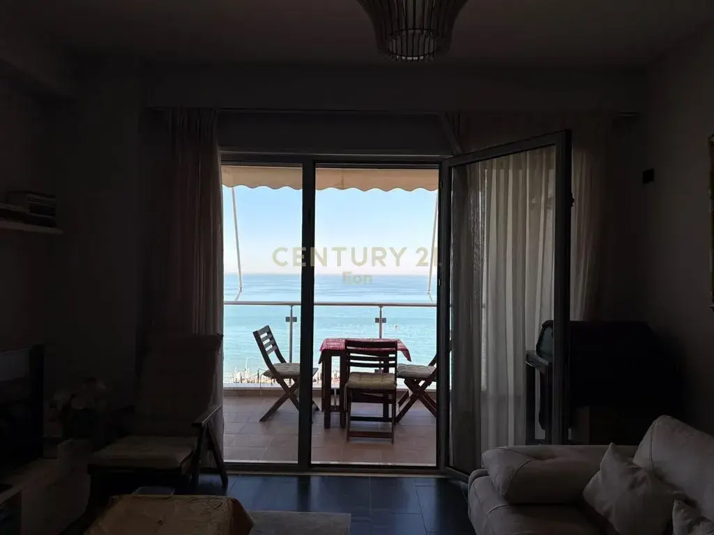 Brendësia, apartament 2+1 në shitje në Shkëmbi i Kavajës, Durrës