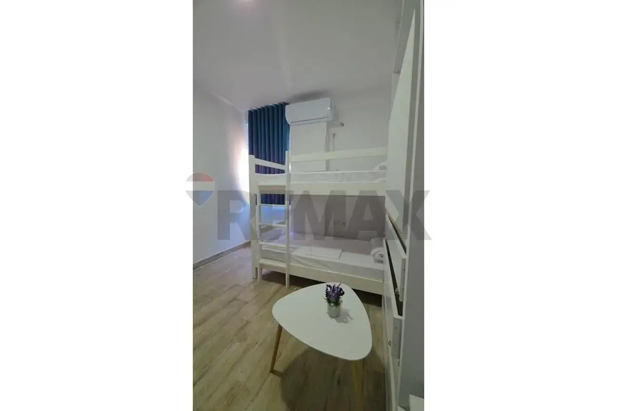 Intérieur, penthouse 2+1 à vendre à Uji i Ftohtë, Vlora
