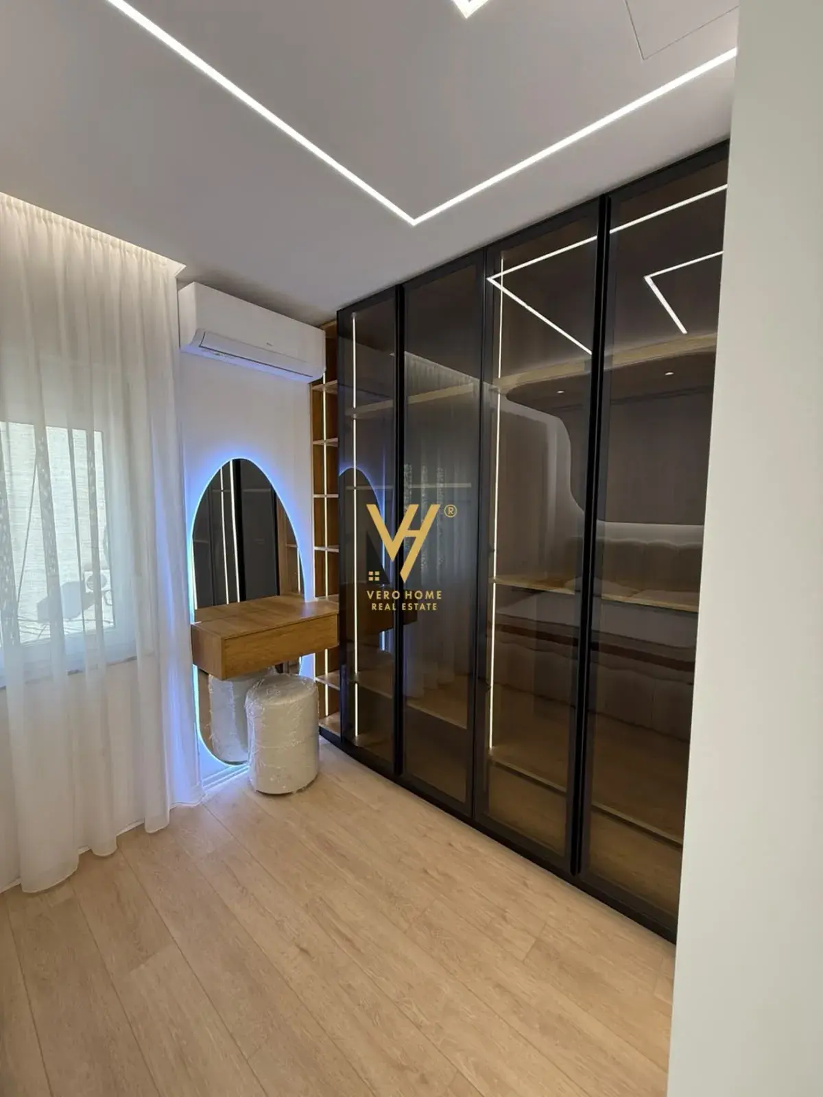 Schlafzimmer, Wohnung 1+1 zu vermieten in Myslym Shyri, Tirana