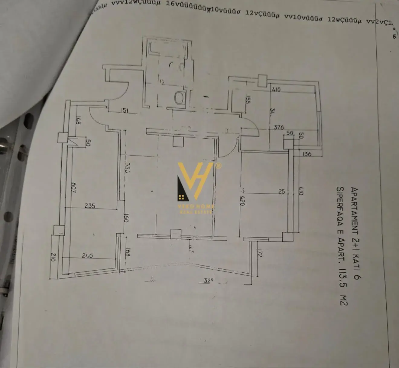 Balcone, appartamento 2+1 in vendita a Tirana