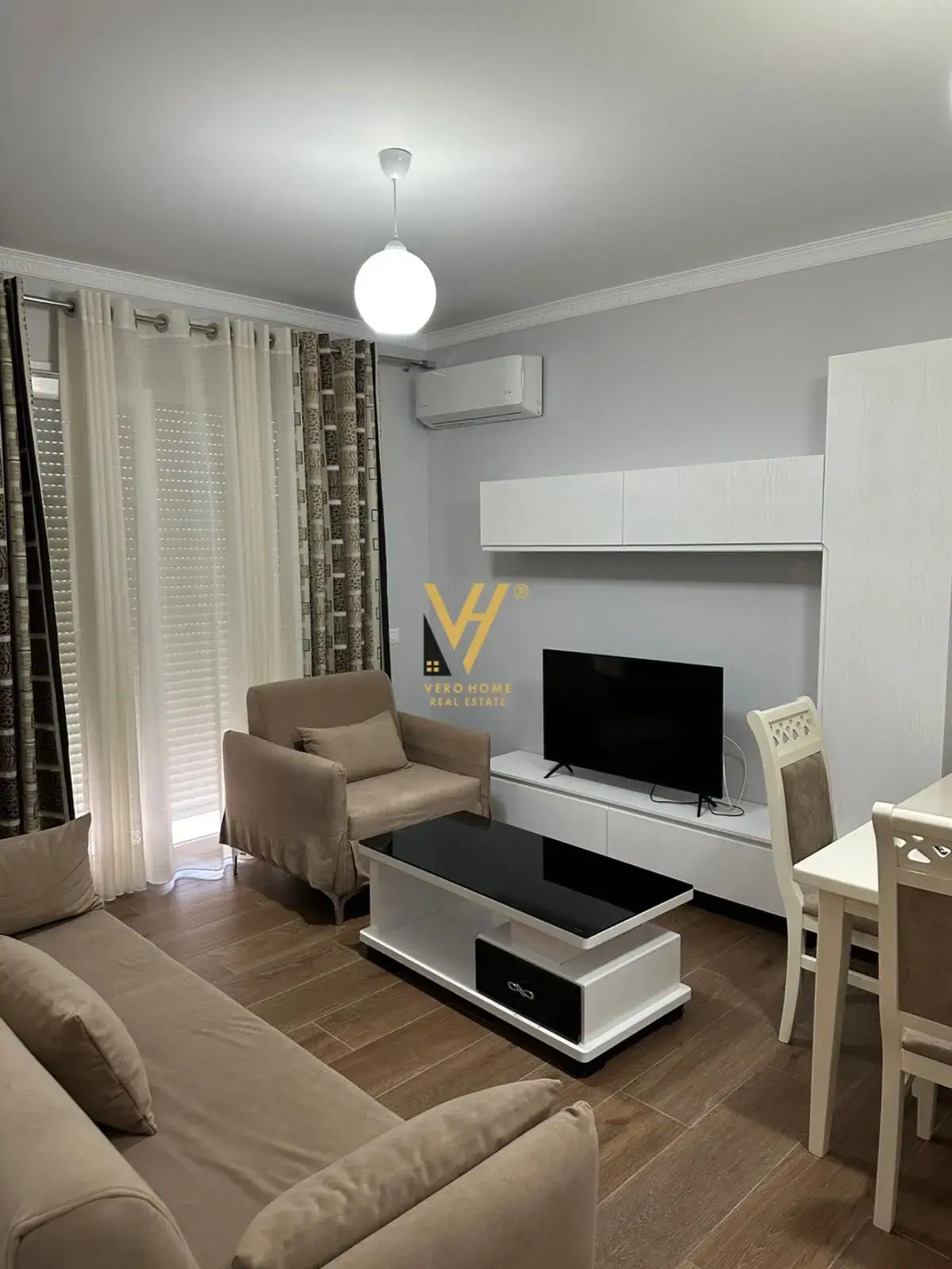 Ndërtesa, apartament 1+1 në shitje në Astir, Tiranë