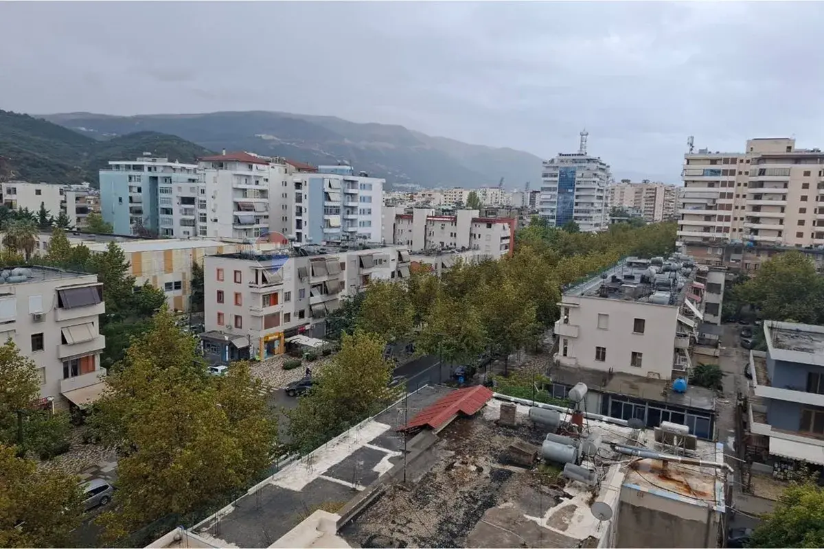 Μπαλκόνι, διαμέρισμα 1+1 προς πώληση στην Αυλώνα
