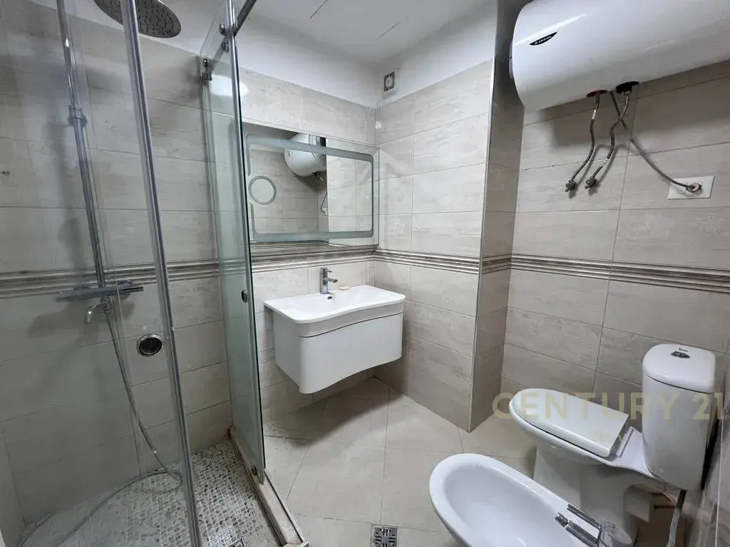Bedroom, 2+1 apartment for sale in Golem