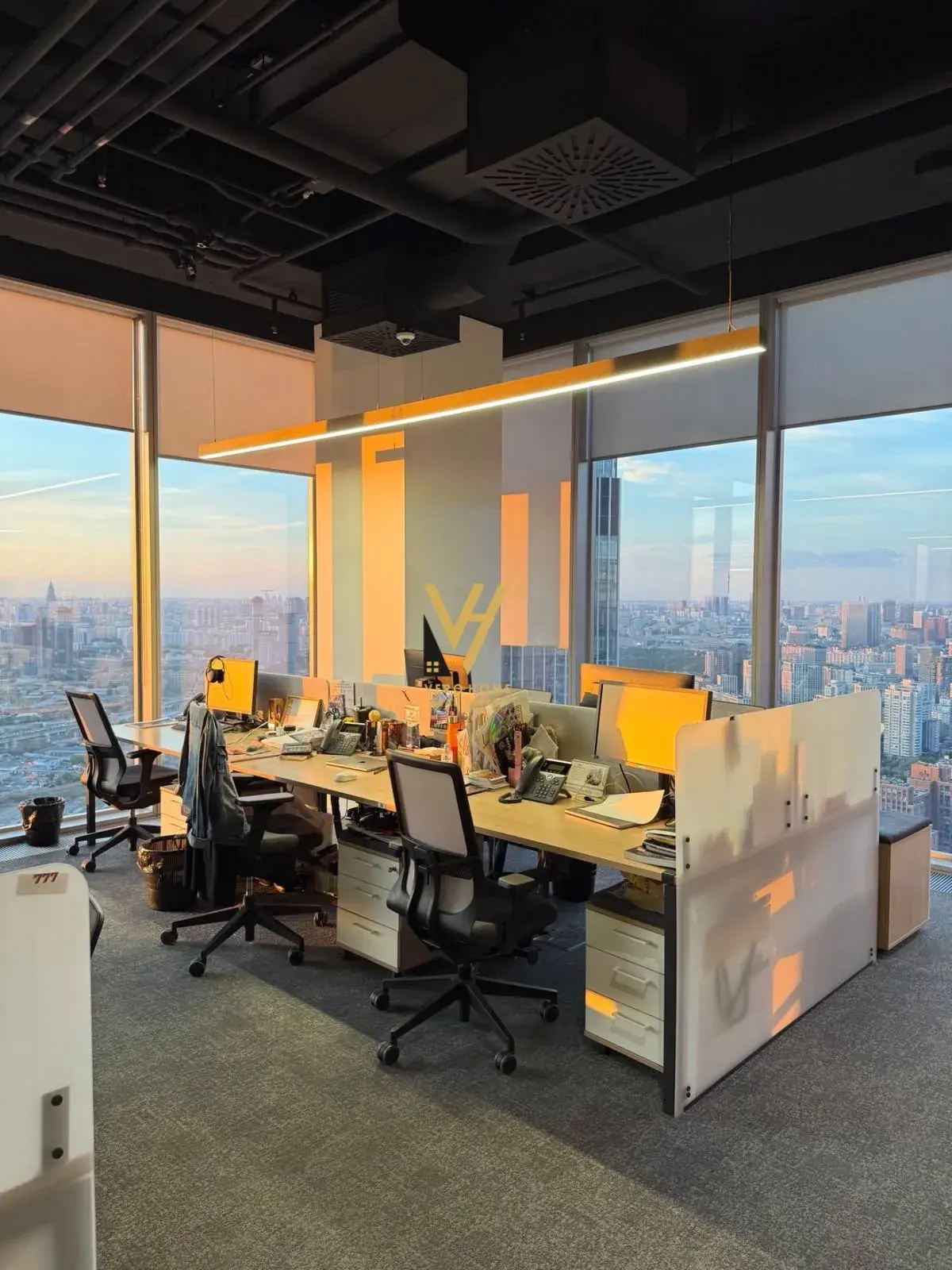 Esterno, ufficio 120 m² in affitto a Rruga e Kavajës, Tirana