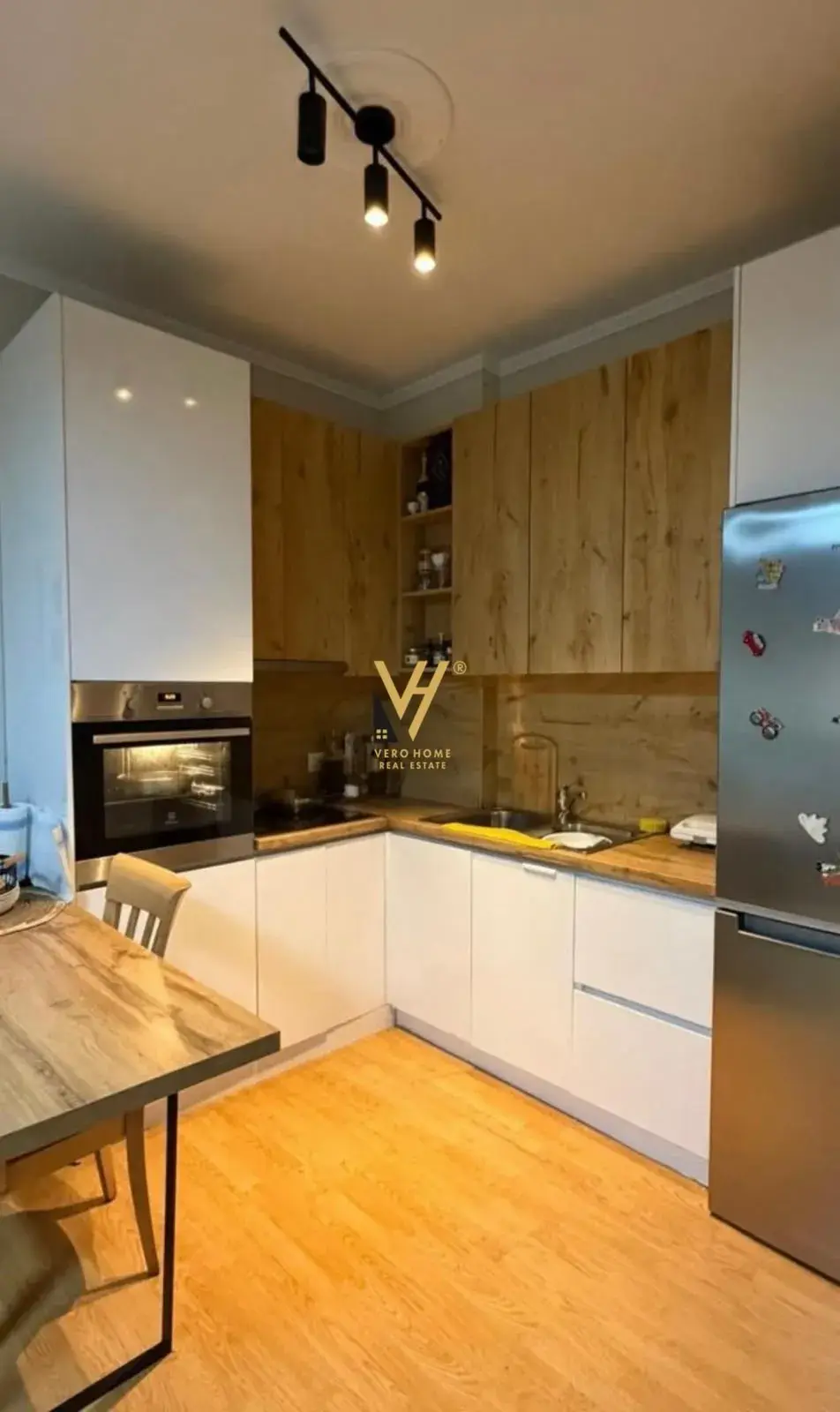 Salle de bains, appartement 2+2+2 à louer à 21 Dhjetori, Tirana