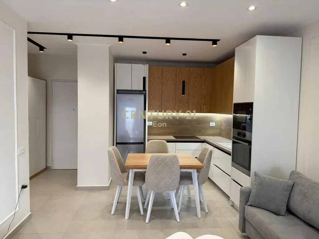Balkon, Wohnung 1+1 zu verkaufen in Golem