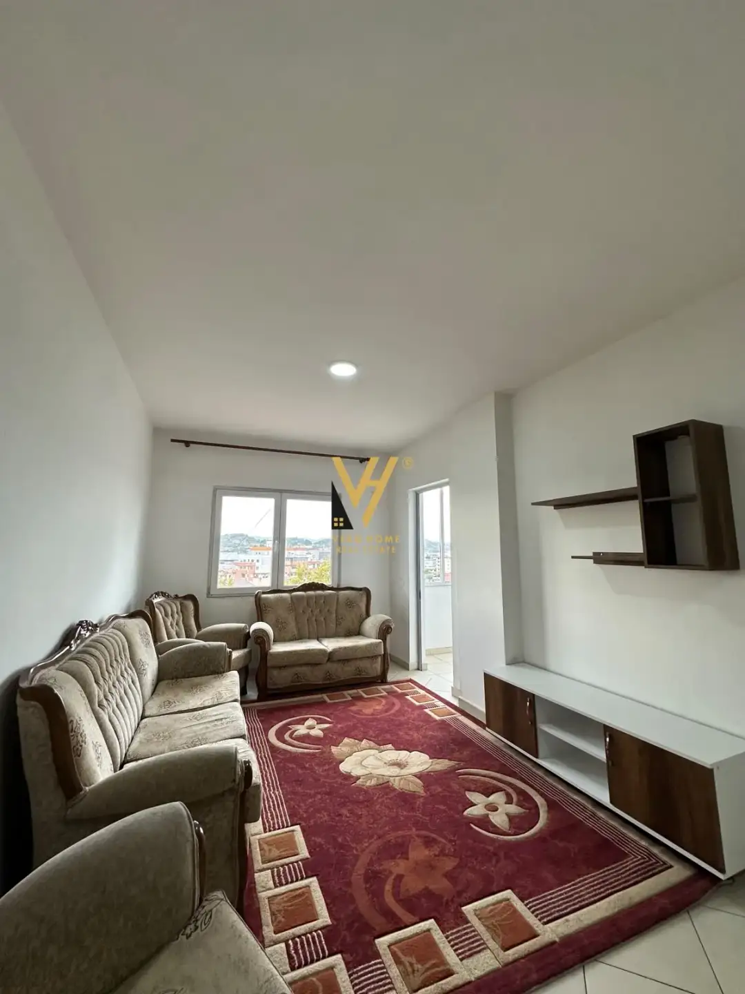 Soggiorno, appartamento 1+1 in vendita a Tirana, 54 m²