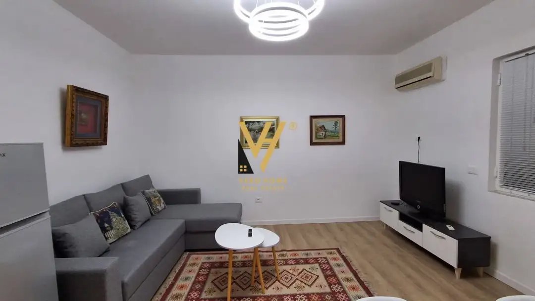 Wohnzimmer, Wohnung 1+1 zu vermieten in Tirana, 55 m²