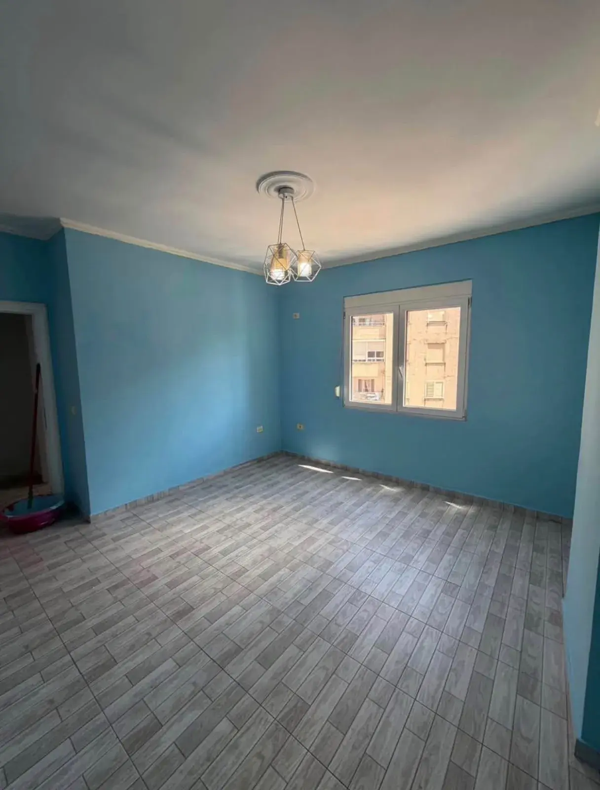Intérieur, appartement 2+1 à louer à Blloku, Tirana