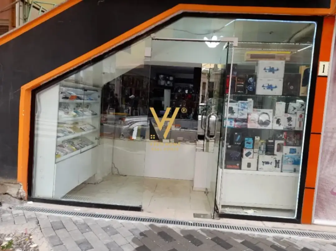 Esterno, negozio 25 m² in affitto a Rruga e Elbasanit, Tirana